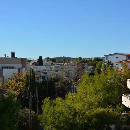 Lägenhet La Pedra 300 Meters From The Pool Full Actualized Design Garden Renewed On April 26 *