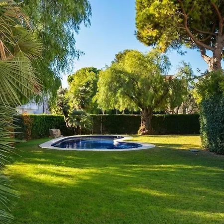La Pedra 300 Meters From The Pool Full Actualized Design Garden Renewed On April 26 Lägenhet Sitges